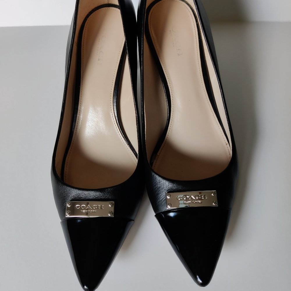 Coach Women's Black Leather Pump